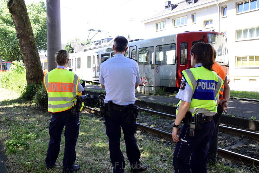 VU Roller KVB Bahn Koeln Luxemburgerstr Neuenhoefer Allee P089.JPG - Miklos Laubert